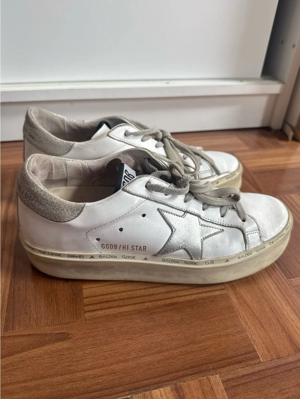 Golden Goose White Leather Platform Sneakers with Silver Star